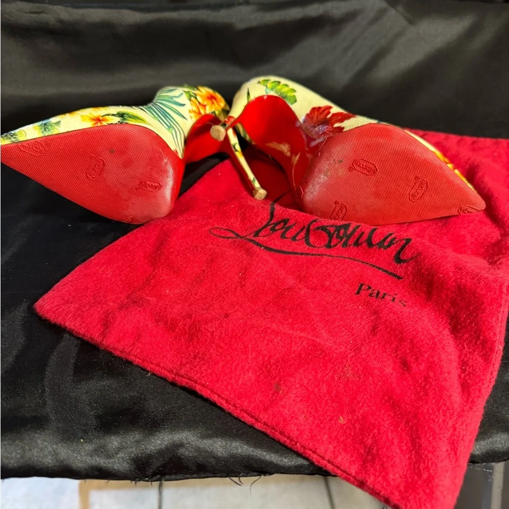 Authentic - Picture 5 of 14